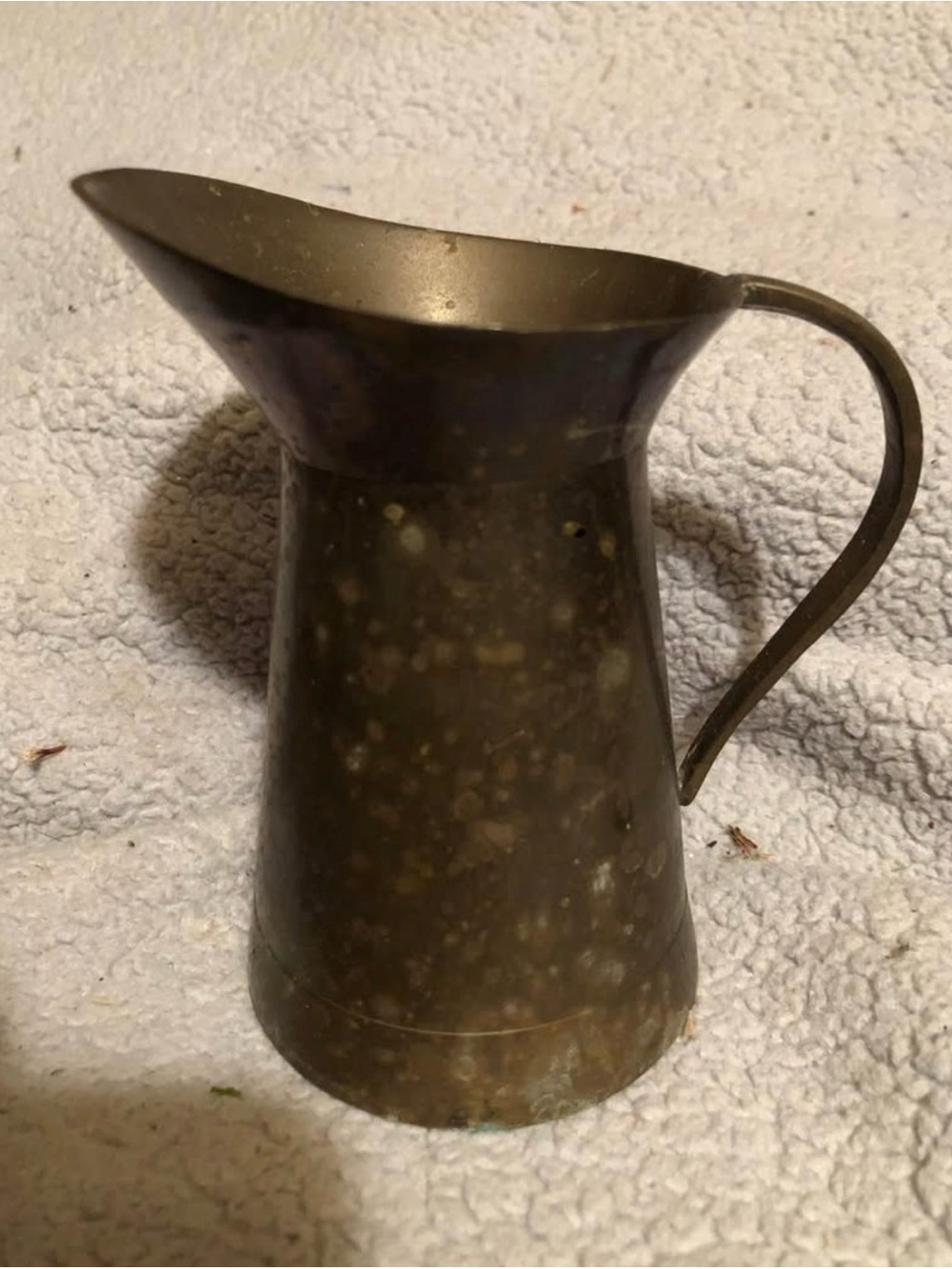 Antique-Style Metal Pitcher - Home Dining Accent